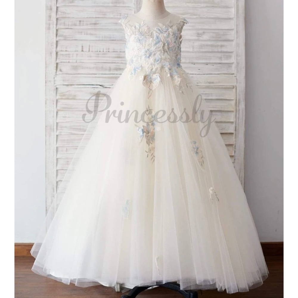 Princessly Dress flower girl wedding
